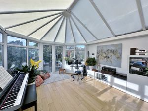 Photo 7- click for photo gallery